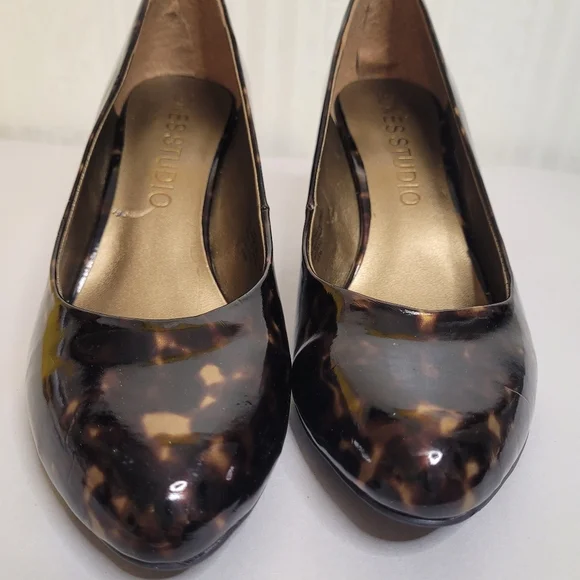 Jones Studio Callie Tortoise Shell Wedges Slip On Size 6.5 - Picture 4 of 10